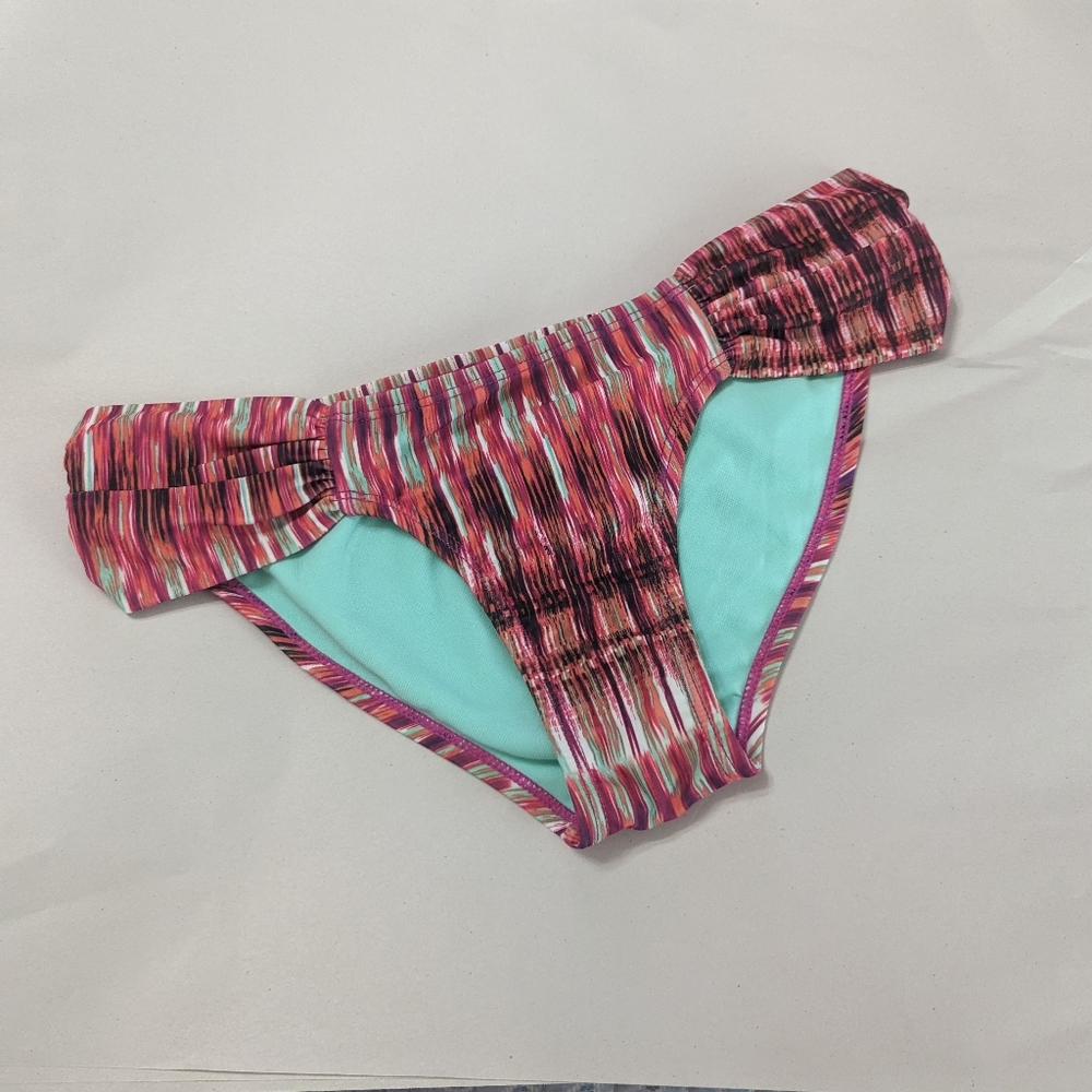 Ninety Six Degrees Watermelon Striped Bikini Swim Bottom. Women's Small